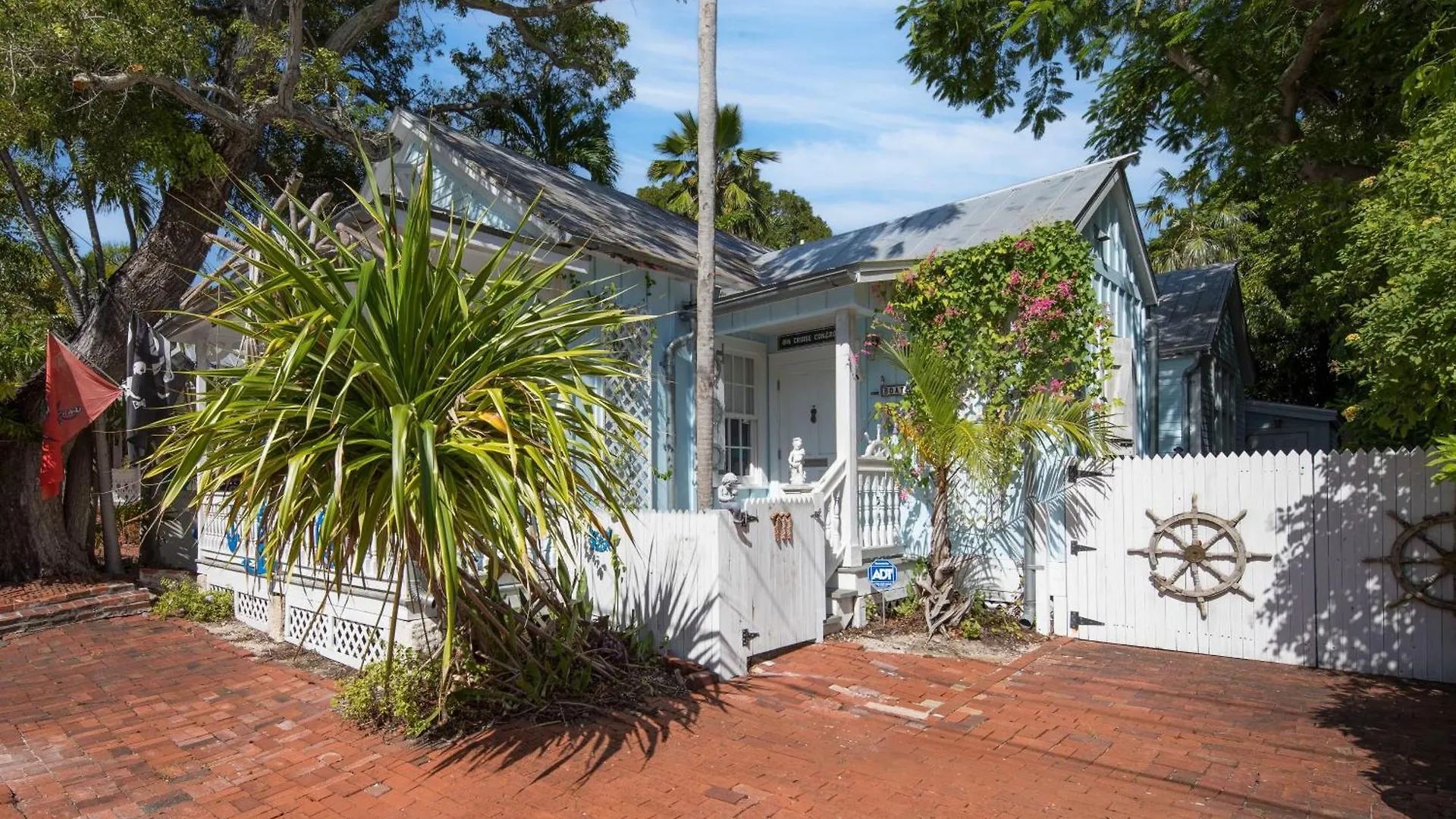 Сasa de vacaciones Boat House By Avantstay Character Cottage Central Location W Shared Pool Month Long Stays Cayo Hueso